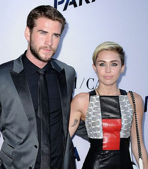 Miley Cyrus, Liam Hemsworth Miley Cyrus, Liam Hemsworth
